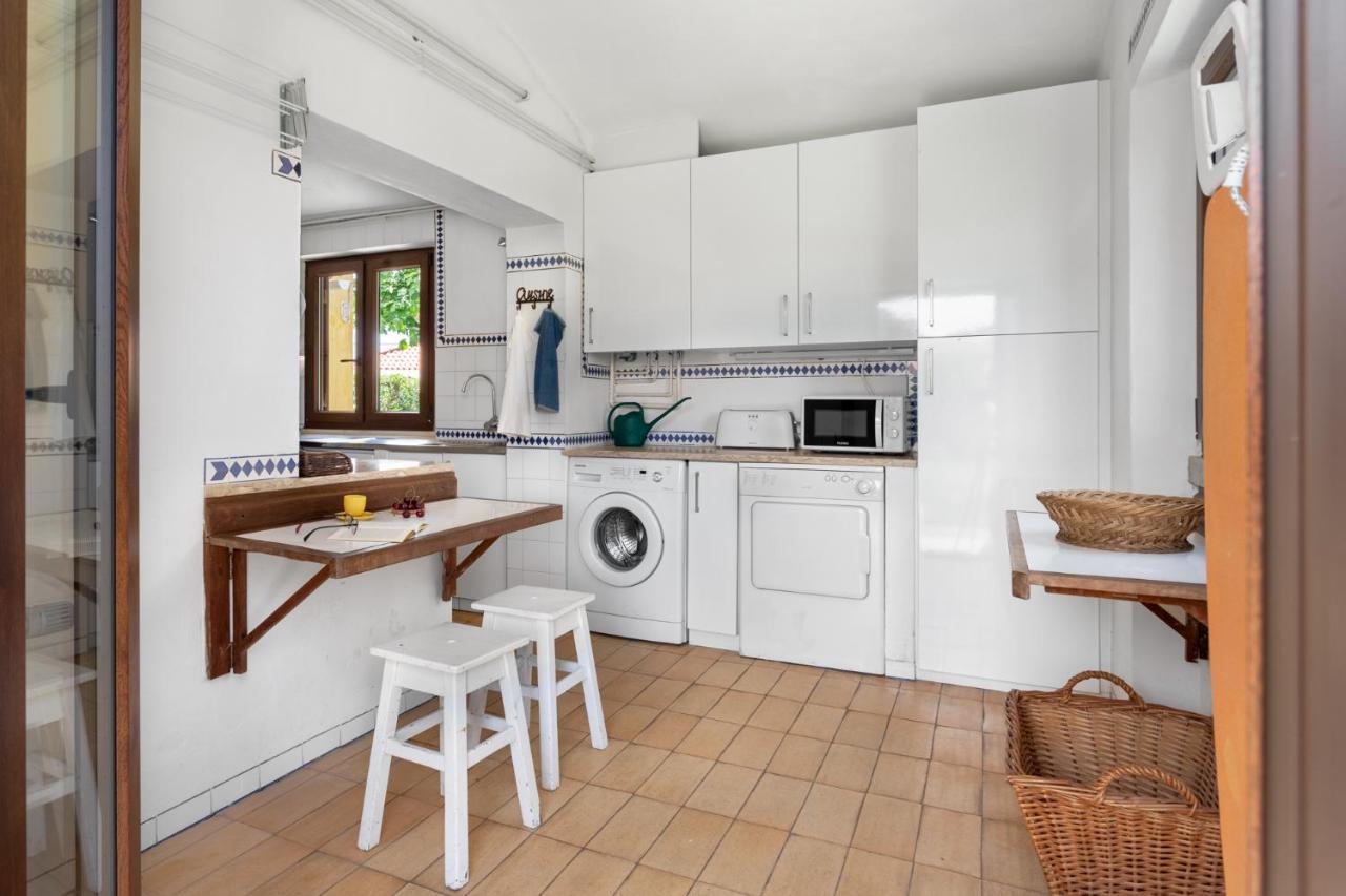 Joivy 3-Br Cottage With Terrace And Garden In Colares Sintra Exterior photo